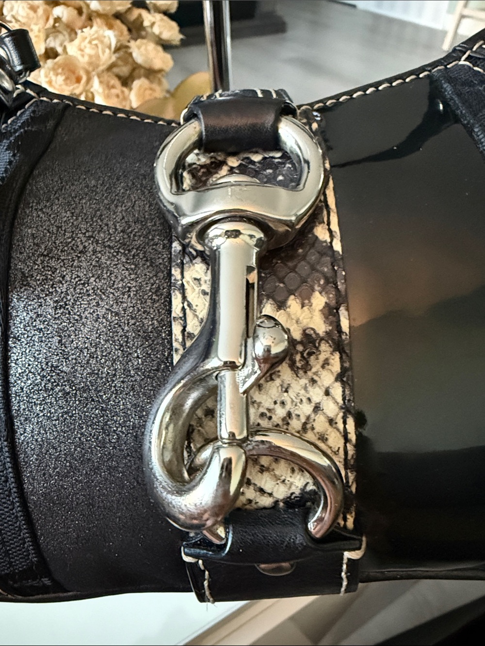 2006 Coach Hamptons Signature Python Mini Hobo - Picture 4 of 16